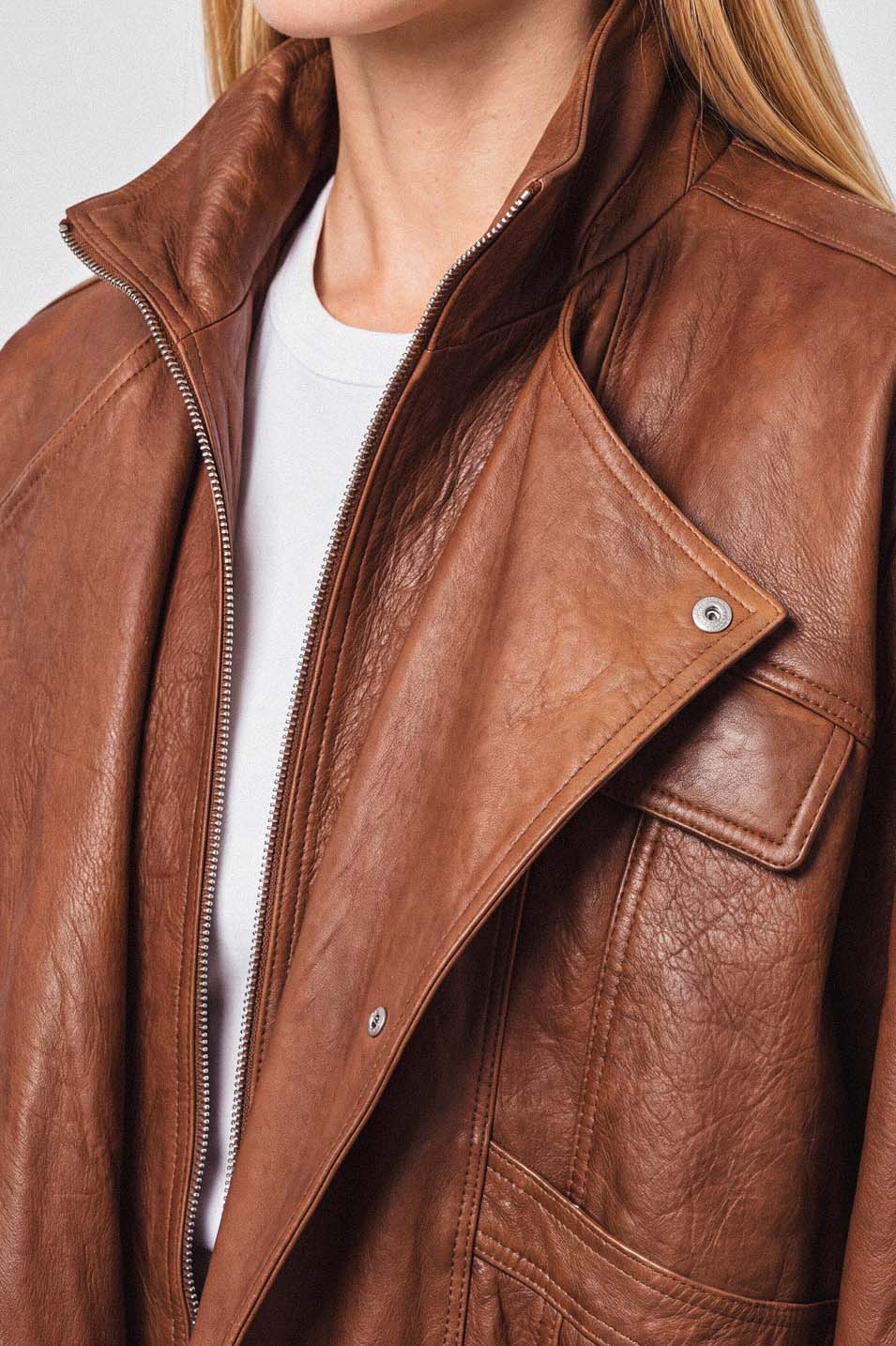 Coffee Noir Chaqueta Bomber — Cuero Café