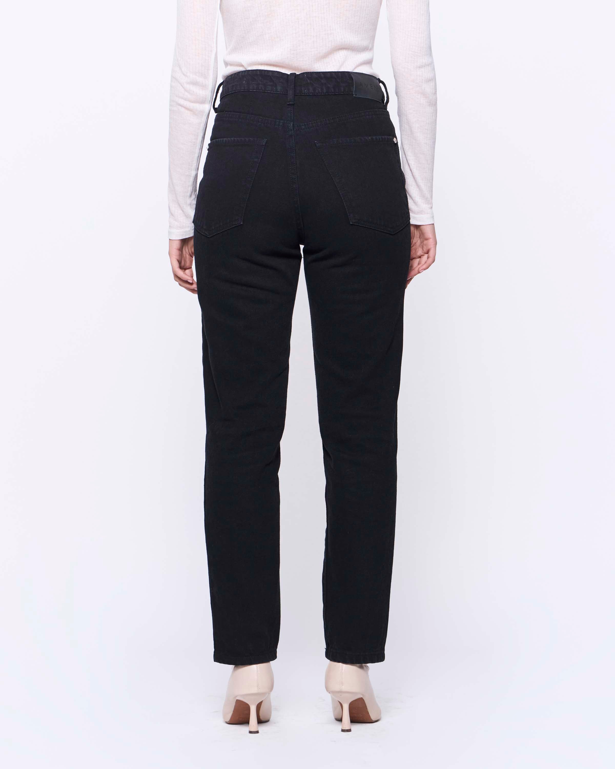 JEANS SLIM SARA NEGRO
