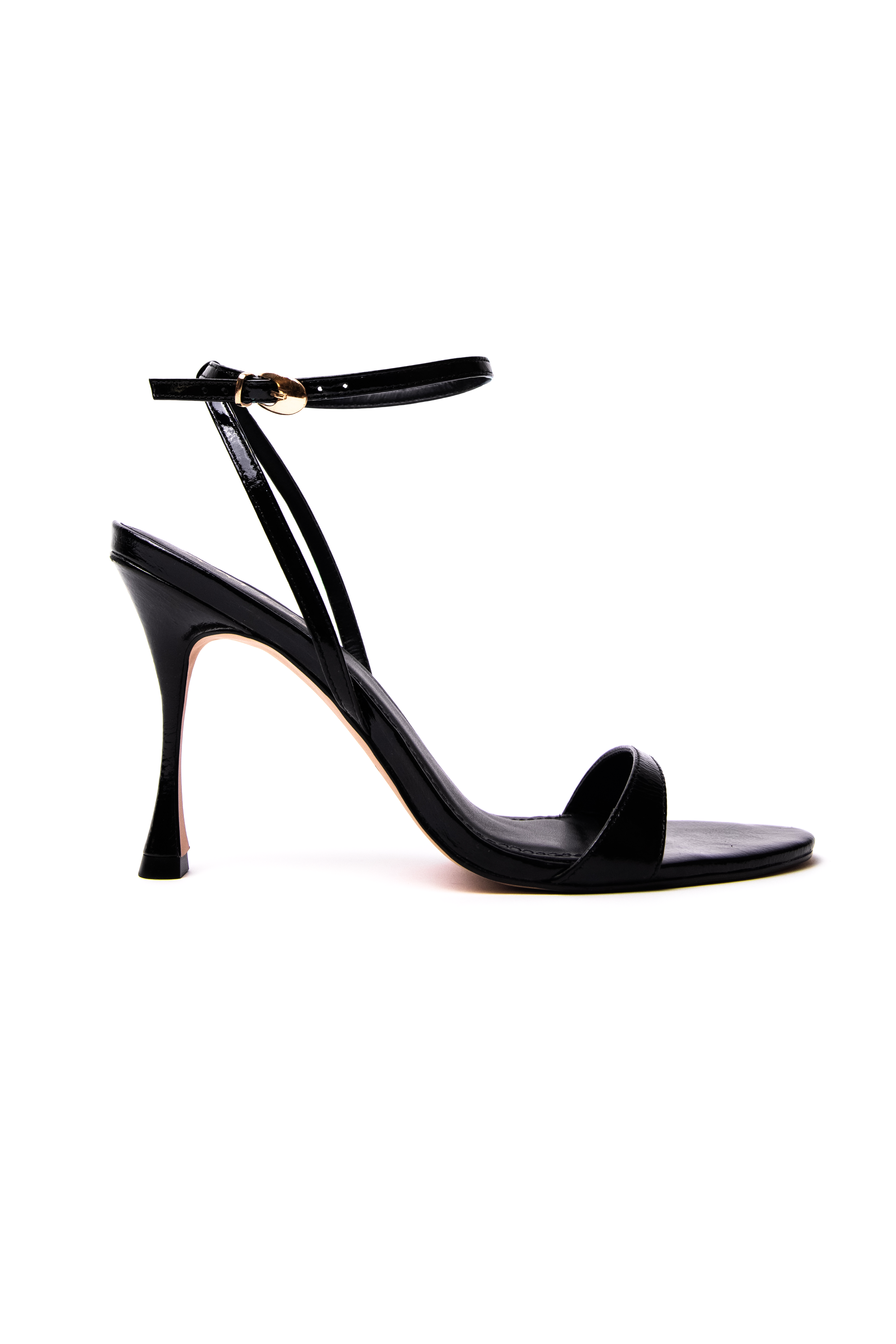 Zapato Anais Cuero Acharolado Negro