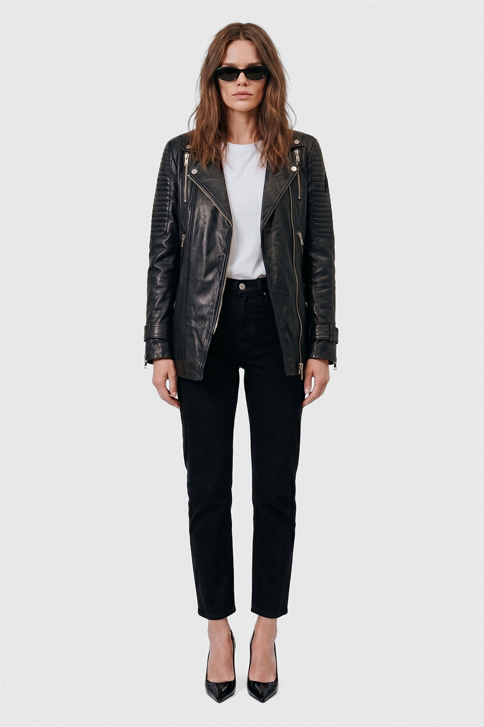 Chaqueta biker cuero mujer negro SAKURA AMEN · vista frontal · diseñado en Chile