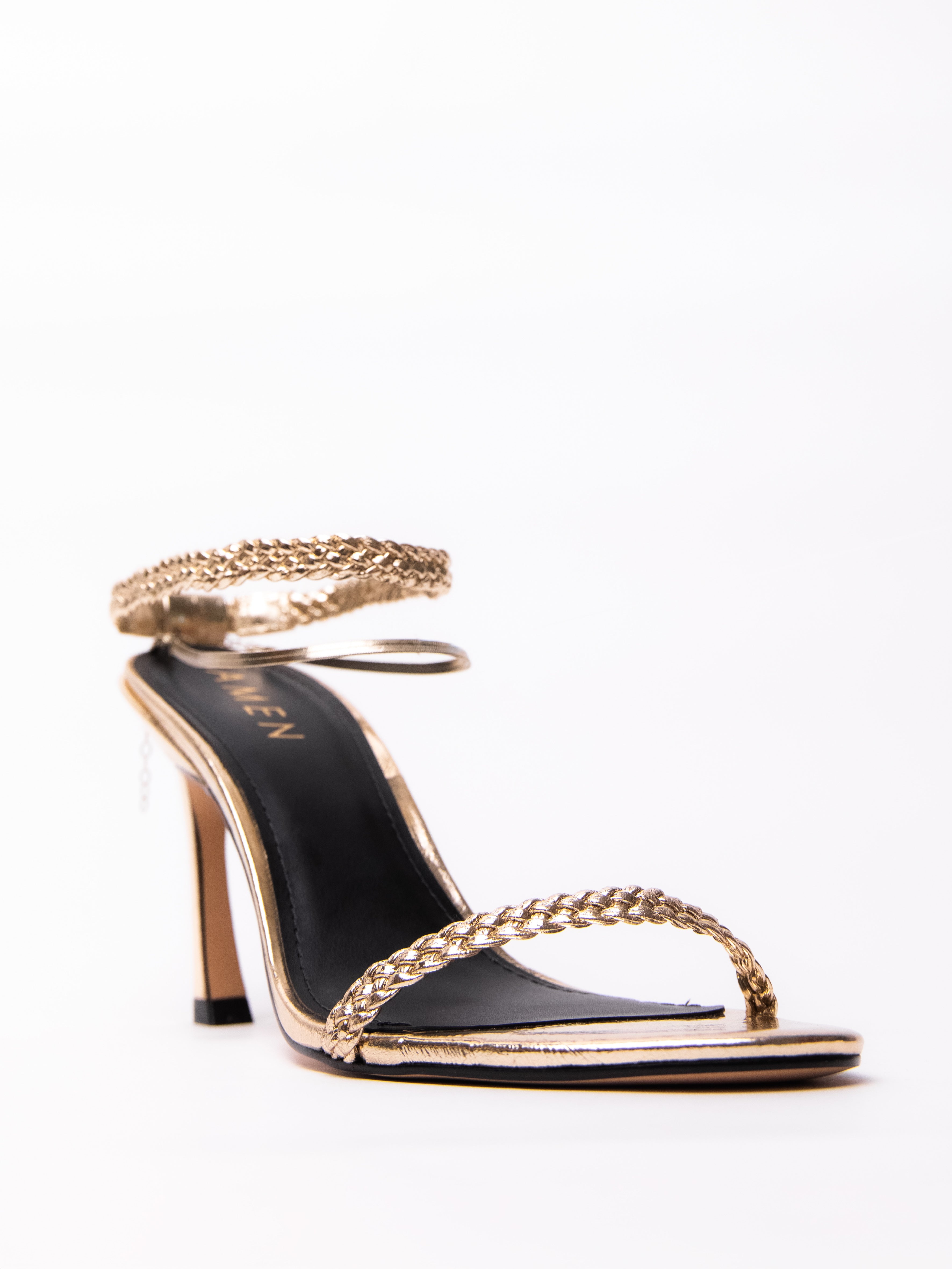 Zapato Chloe Cuero Dorado