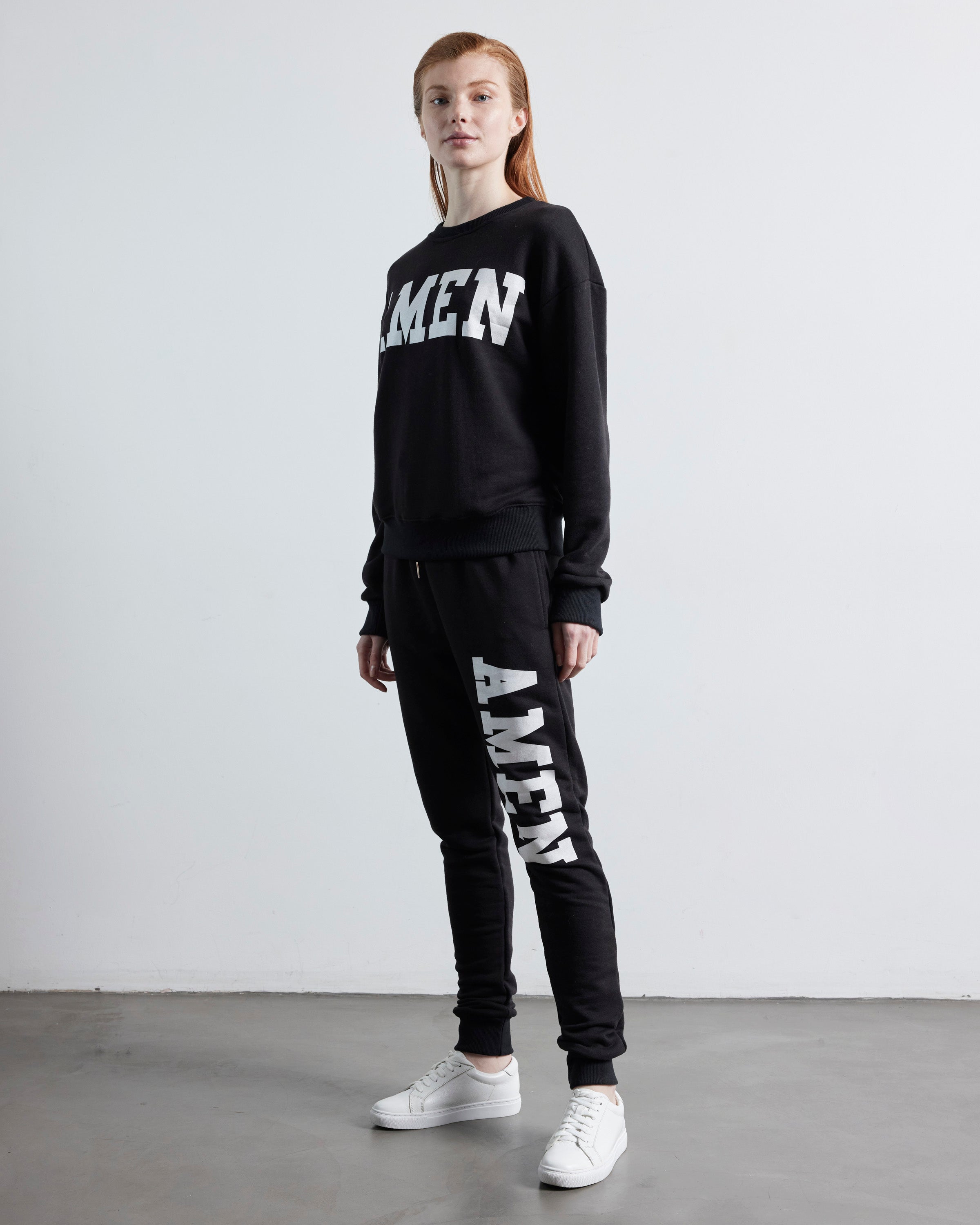 GALA JOGGER & SWEATSHIRT