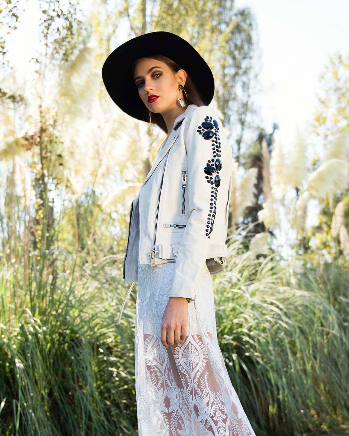 WHITE SARA JACKET BLACK STONES