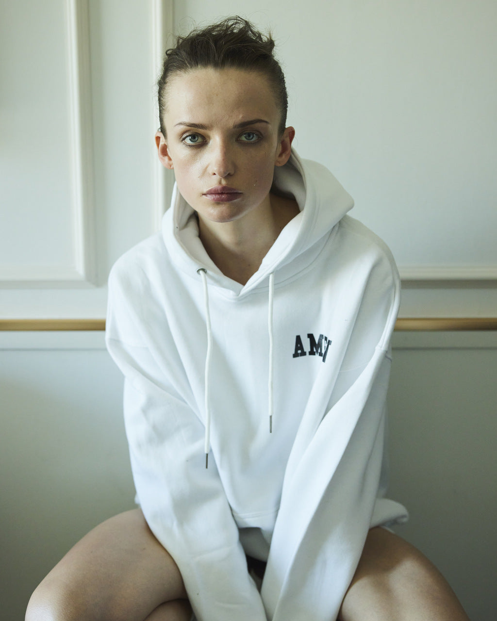 ALEXA WHITE HOODIE