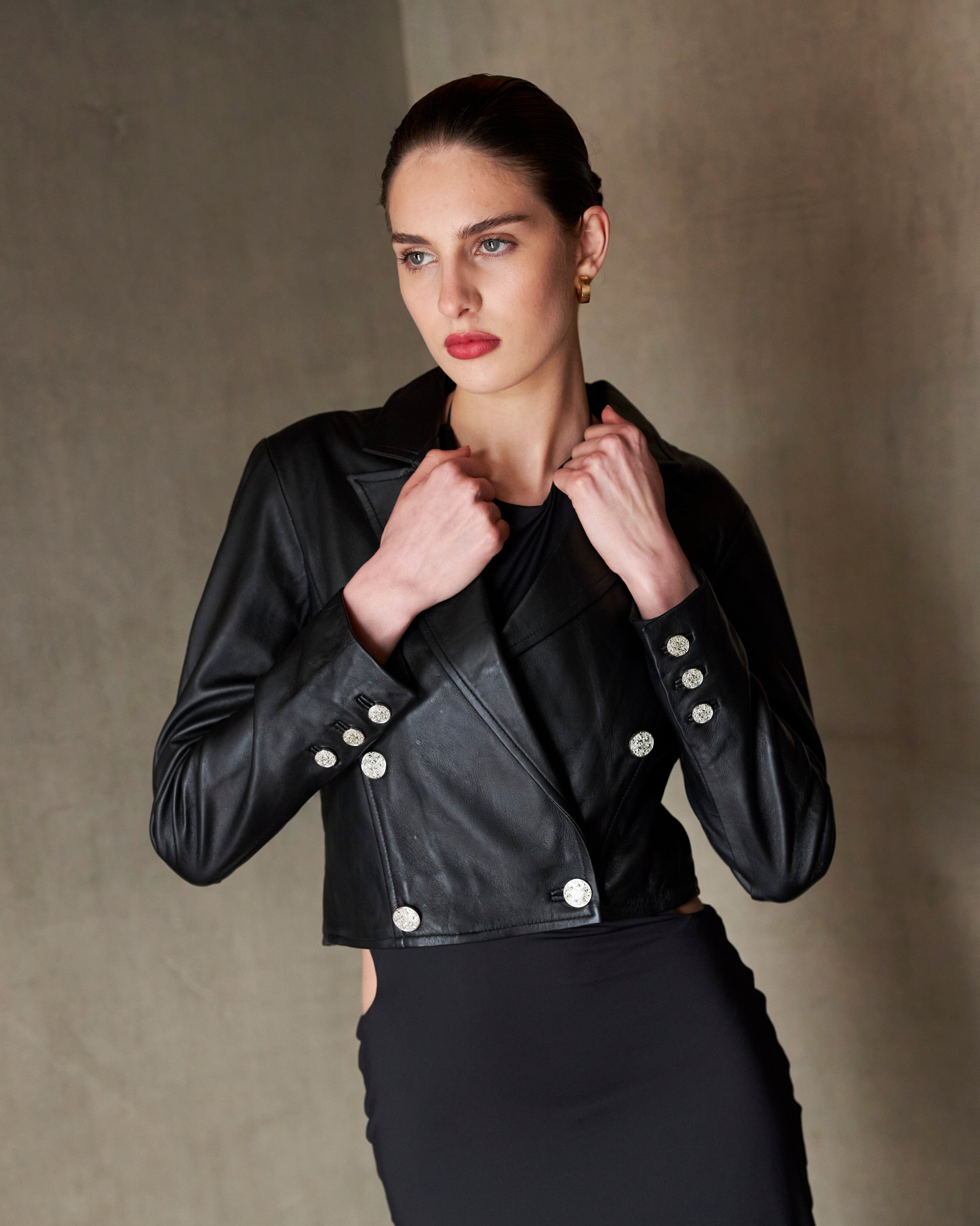 BLAZER DE CUERO ANINA