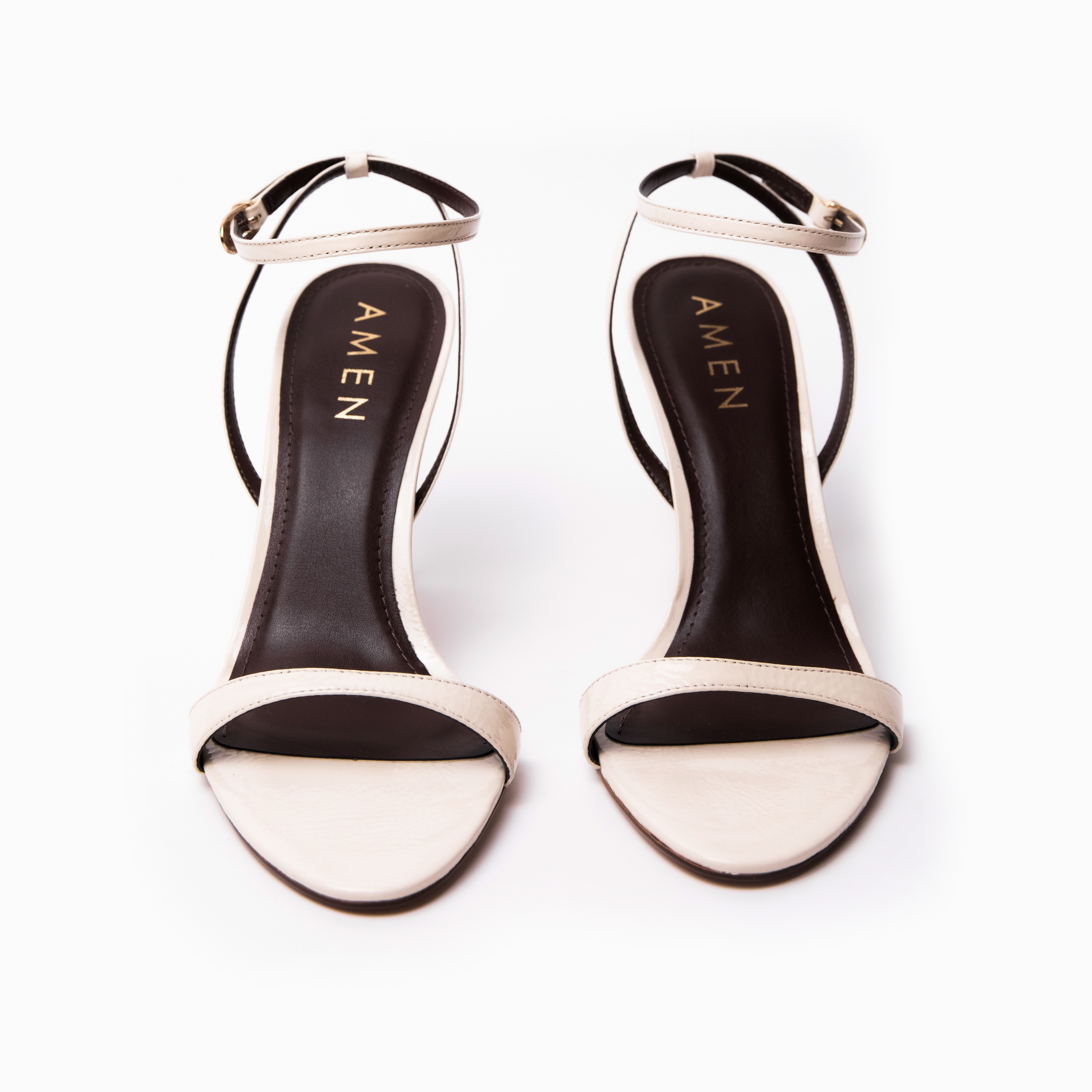 Zapato Anais Cuero Acharolado Mantequilla
