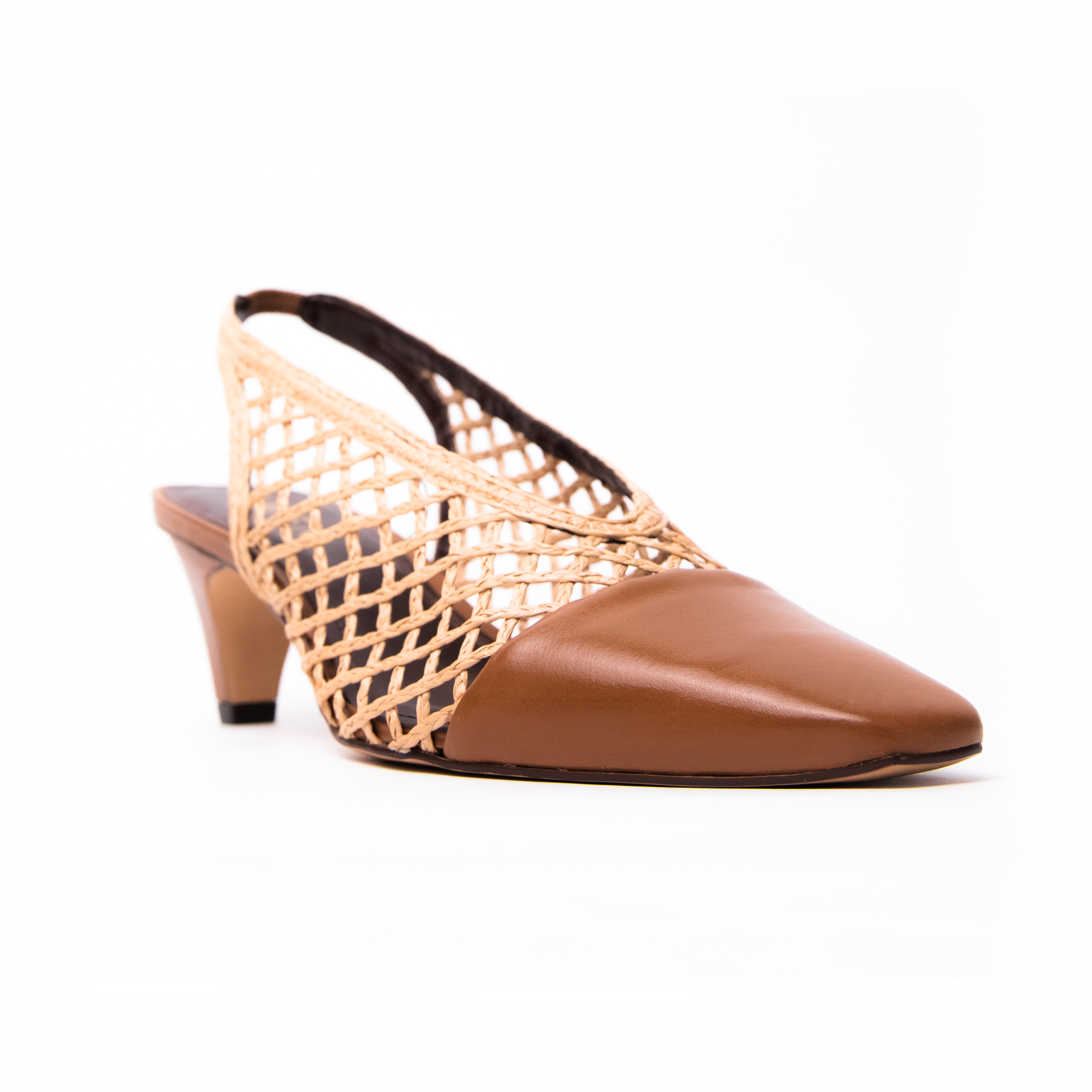 Zapato Agathe Cuero Trenzado Caramelo