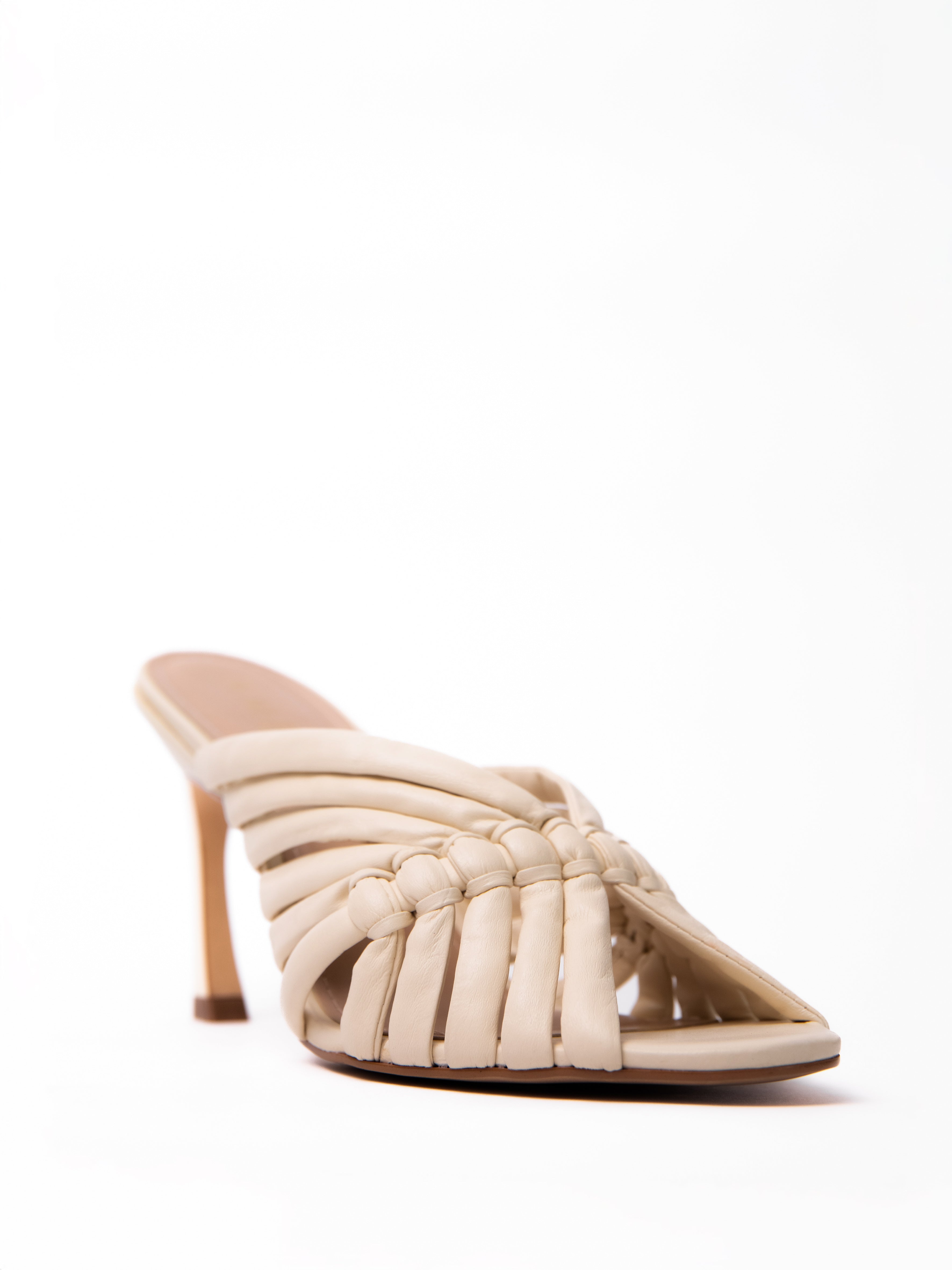 Zapato Coralie Cuero Napa Mantequilla