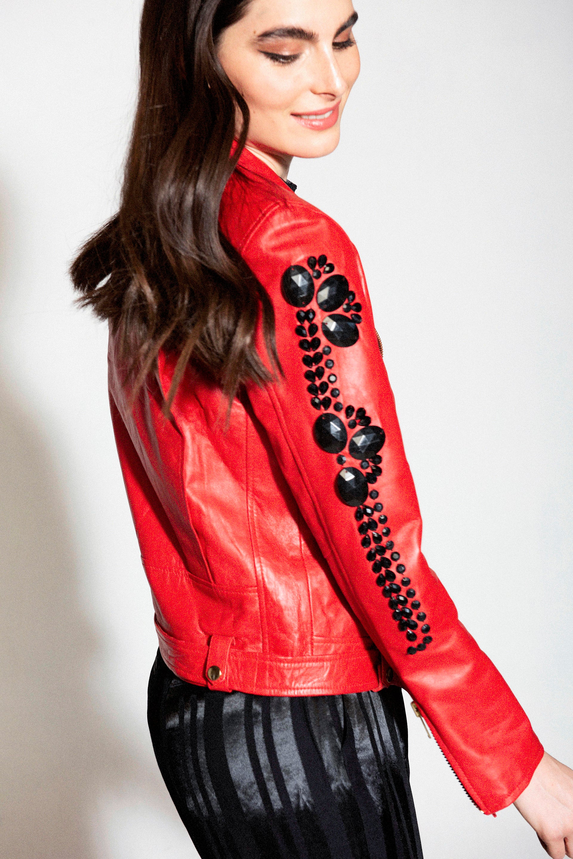 RED RAN JACKET WITH STONES