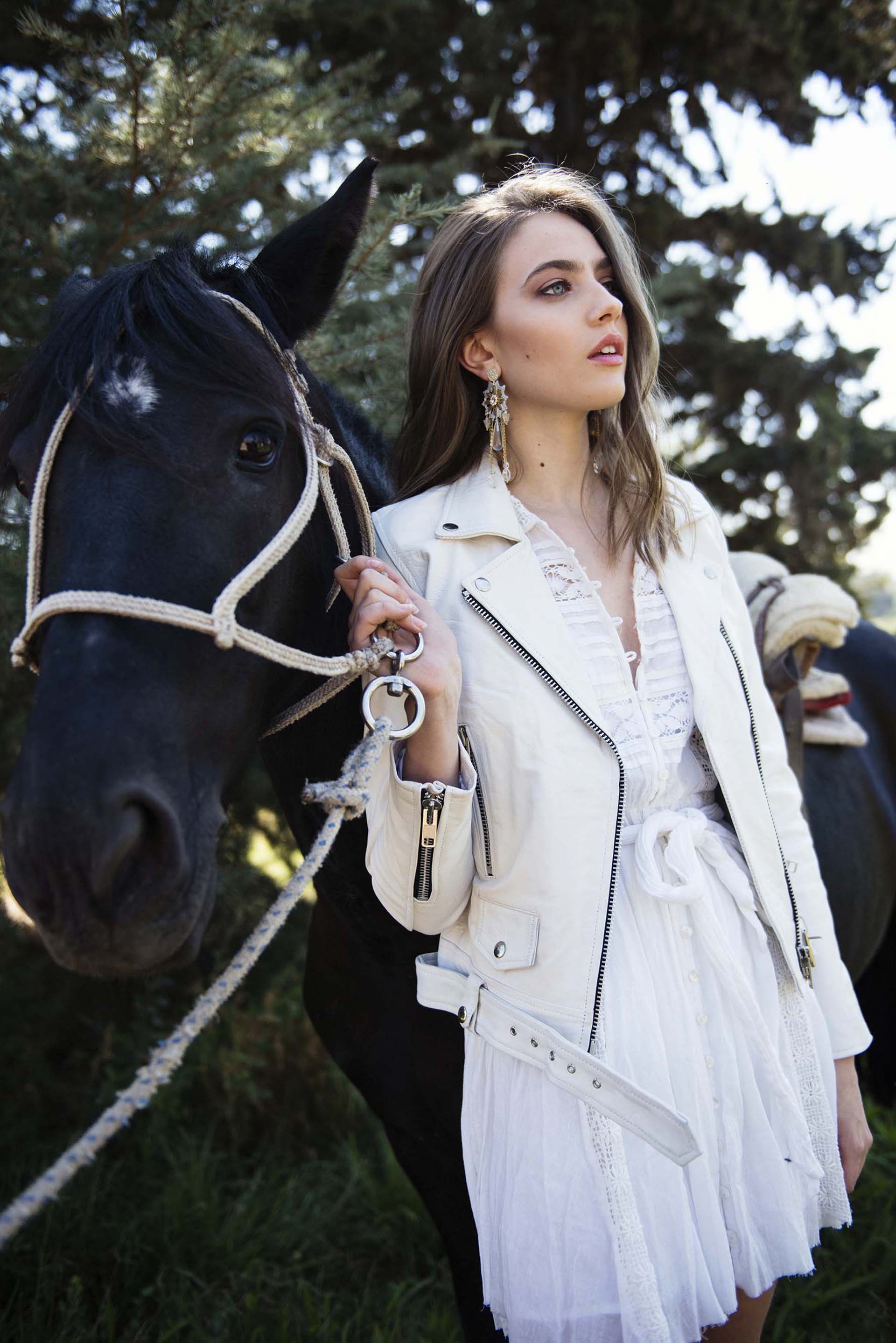 WHITE SARA JACKET